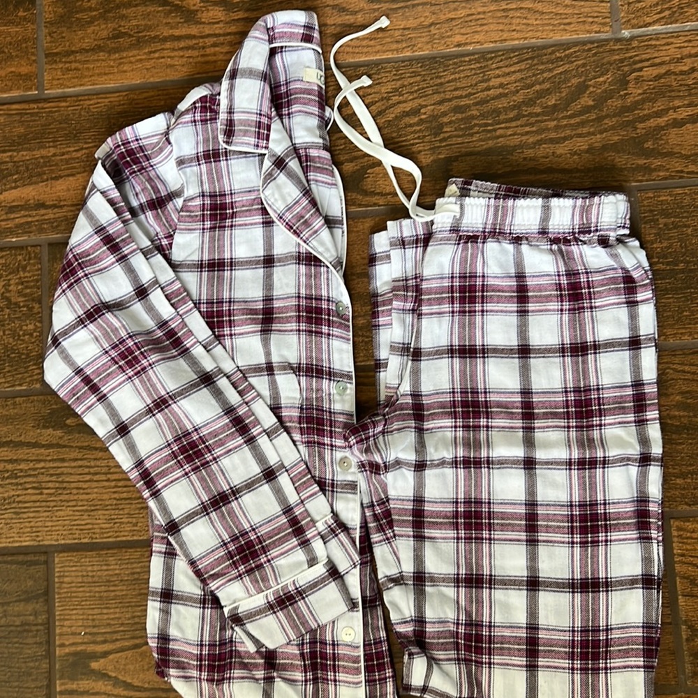 Ugg flannel pajama set size small